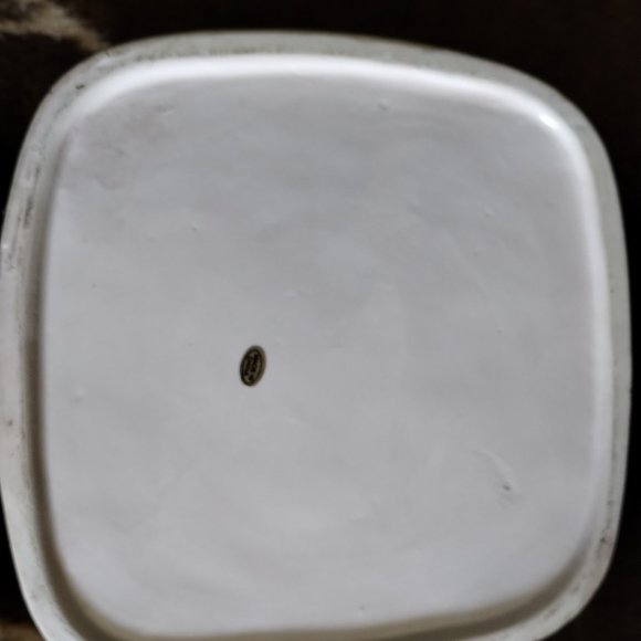 Vintage Porcelain Elephant Square Bowl With Lid - Picture 9 of 9